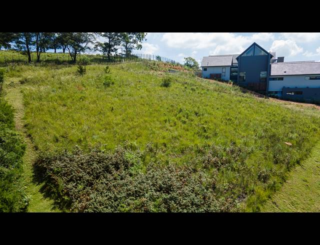 925M² VACANT LAND FOR SALE IN COTSWOLD DOWNS GOLF & COUNTRY ESTATE